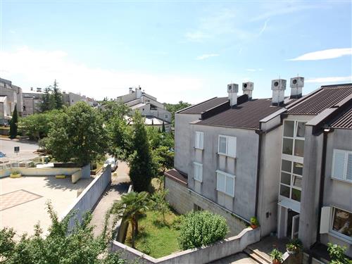 Ferieleilighet - 4 personer -  - Cvjetni trg - 51512 - Njivice