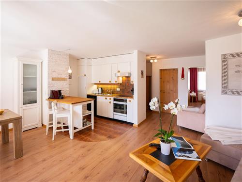 Holiday apartment - 2 persons -  - Pontresina - 7504