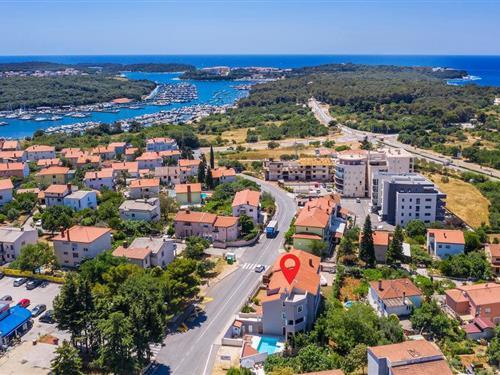 Holiday home - 10 persons -  - Monte Paradiso - 52100 - Pula