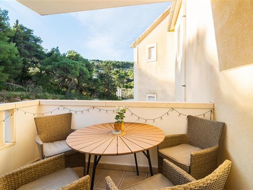 Holiday apartment - 3 persons -  - Put Varosa - Brac - Supetar - 21400 - Supetar