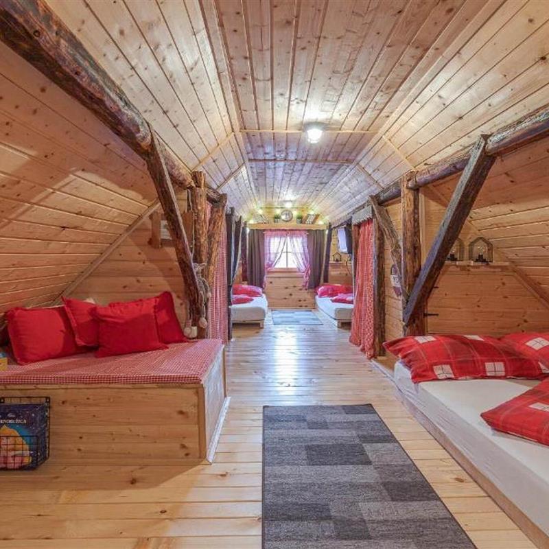 Chalet - 5 personer -  - 10455 - Kostanjevac