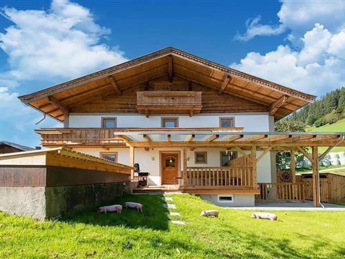 Feriehus - 12 personer -  - 5733 - Bramberg