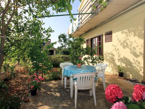 Holiday Home/Apartment - 4 persons -  - Zaglav - 23281 - Zaglav