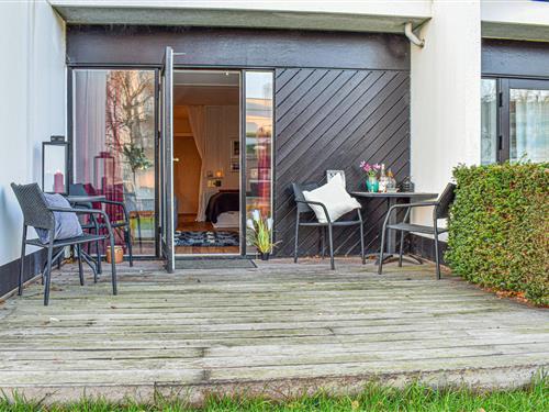 Holiday Home/Apartment - 3 persons -  - Ndr. Strandvej 2 F, lejl. - 3000 - Helsingør