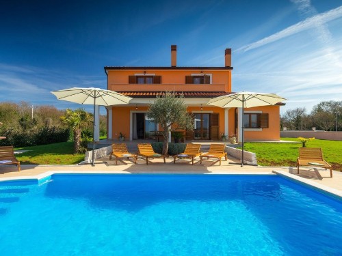 Holiday home - 8 persons -  - Muntrilj b.b. - 52444 - Tinjan