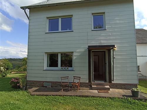 Holiday Home/Apartment - 6 persons -  - Mühlenstraße - 53547 - Breitscheid-Hollig