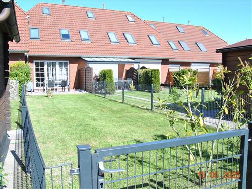 Holiday home - 5 persons -  - Nessmersiel - 26553
