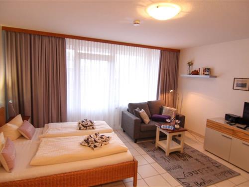 Holiday Home/Apartment - 2 persons -  - Viktoriastr. - 25980 - Sylt / Ot Westerland