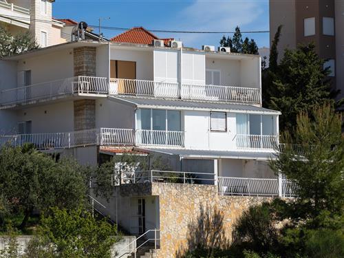 Holiday Home/Apartment - 4 persons -  - Nemira - 21310 - Nemira