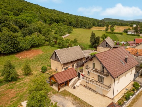 Holiday home - 8 persons -  - Prozor - Lika - Prozor - 53220 - Prozor