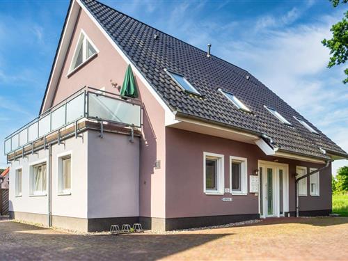 Holiday Home/Apartment - 5 persons -  - Glebbe - 18374 - Seeheilbad Zingst