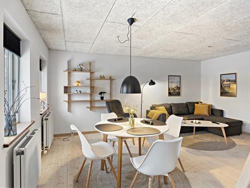 Sommerhus - 4 personer -  - Limfjordsvej 11 A - 7680 - Thyborøn