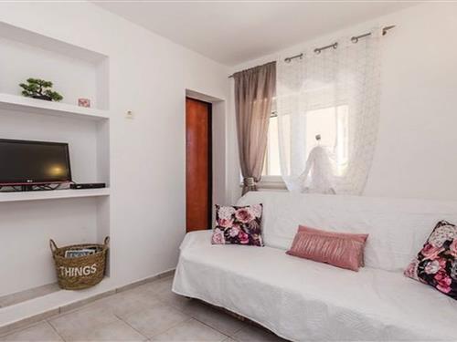 Holiday apartment - 4 persons -  - 23249 - Povljana