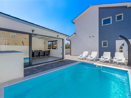 Holiday home - 8 persons -  - Ul. Tromba Giuseppe - 52204  - Šišan