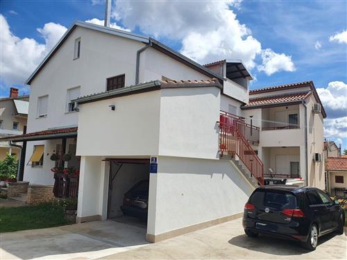 Holiday Home/Apartment - 4 persons -  - Valbandon - 52212 - Valbandon