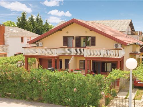 Holiday Home/Apartment - 12 persons -  - Sabunike - Nin-Sabunike - 23233 - Privlaka