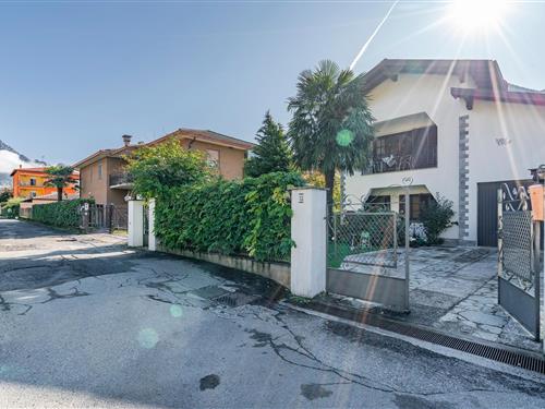 Holiday Home/Apartment - 5 persons -  - Via Giovanni XXIII, - Lago Di Lugano - Porlezza - 22018 - Porlezza (Co)