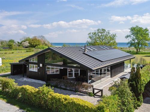 Sommerhus - 9 personer -  - Spovevej - Hou - 8300 - Odder