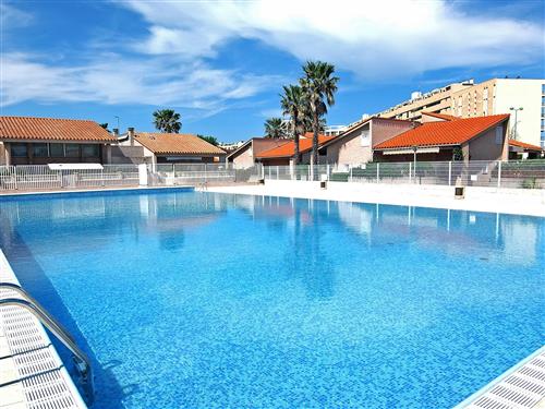 Holiday Home/Apartment - 4 persons -  - Saint Cyprien - 66750