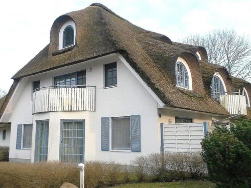 Holiday Home/Apartment - 3 persons -  - Störtebeker Strasse - 18374 - Seeheilbad Zingst