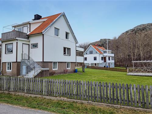 Holiday home - 11 persons -  - Hamnvägen - 47143 - Dyrön