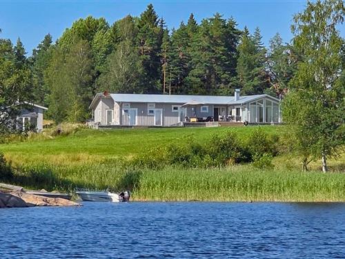 Holiday home - 6 persons -  - Östra Viker Villa Astrid - Östra Viker Årjäng - 672 91 - Årjäng