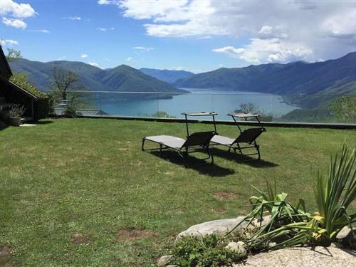 Feriehus - 6 personer -  - 6605 - Monte Brè Sopra Locarno