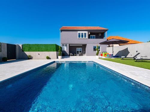 Holiday apartment - 5 persons -  - Tinj - Biograd-Tinj - 23423 - Tinj