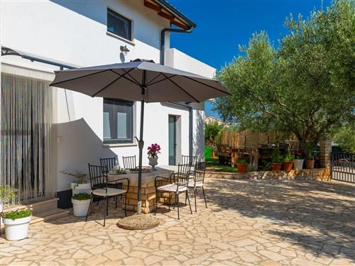 Holiday home - 6 persons -  - Pula/Marcana - 52206