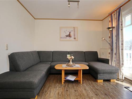 Holiday Home/Apartment - 4 persons -  - Ostseeallee - 18225 - Ostseebad Kühlungsborn