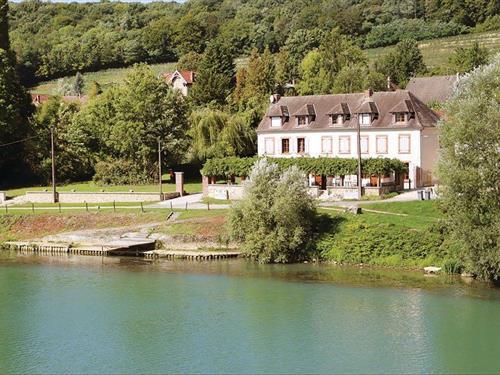 Holiday home - 6 persons -  - La Vallee, - 02850 - Jaulgonne