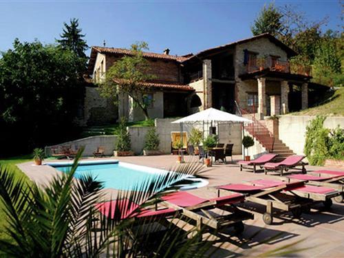 Holiday Home/Apartment - 4 persons -  - 12060 - Bastia Mondovì