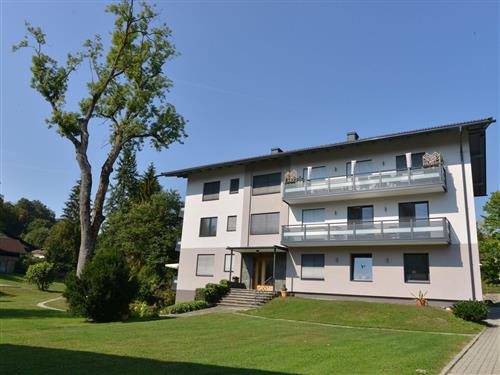 Holiday Home/Apartment - 2 persons -  - Rosentaler Straße - 9220 - Velden Am Wörthersee