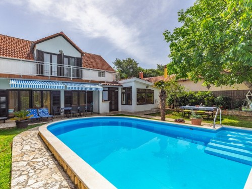 Holiday home - 7 persons -  - Montiron - Pula-Sisan - 52204 - Liznjan