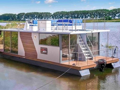 Houseboat - 6 persons -  - Zeglarska - 83020 - Blotnik
