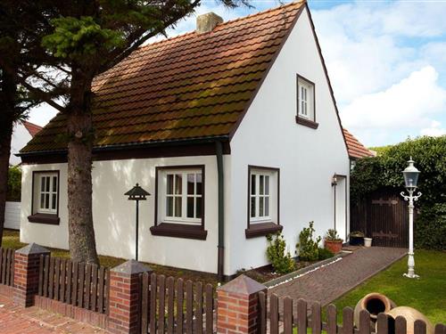 Holiday home - 8 persons -  - Siedlung - 26571 - Juist