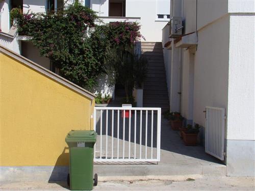 Ferieleilighet - 4 personer -  - Vladimira Nazora - 23249 - Povljana