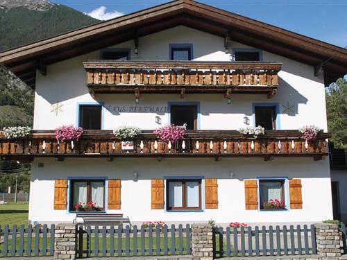 Holiday Home/Apartment - 4 persons -  - 6621 - Bichlbach