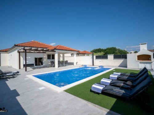 Ferienhaus - 8 Personen -  - 23233 - Privlaka