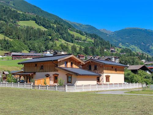 Holiday Home/Apartment - 10 persons -  - Mayrhofen - 6283