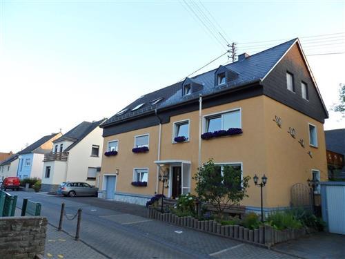Ferienwohnung - 5 Personen -  - Schulstraße - 56170 - Bendorf / Stromberg