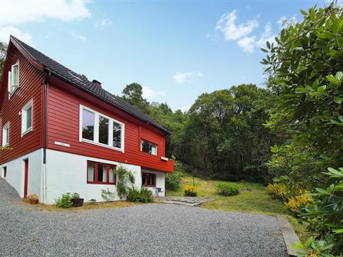 Sommerhus - 5 personer -  - Austfjordvegen - Sør Kvingo - 5981 - Masfjordnes