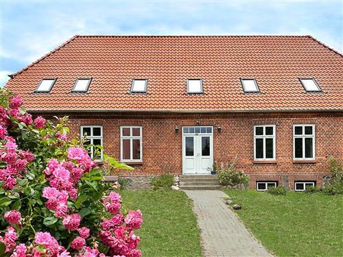 Ferienhaus - 5 Personen -  - Dorfstraße - 23948 - Elmenhorst