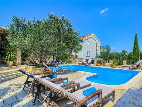 Holiday Home/Apartment - 18 persons -  - Murterskih iseljenika - Murter - 22000 - Sibenik