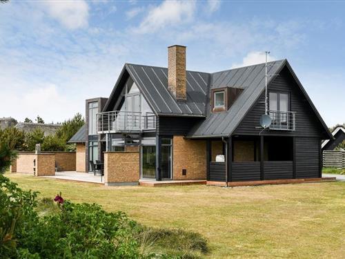 Sommerhus - 12 personer -  - Blåvand Strand - 6857 - Blåvand