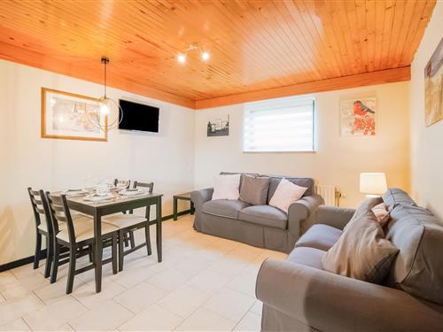 Holiday Home/Apartment - 4 persons -  - 6640 - Vaux-Sur-Sûre
