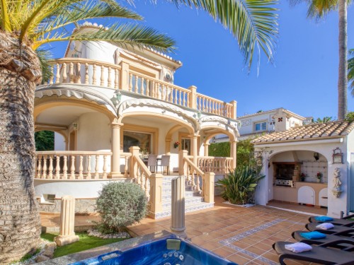 Holiday home - 4 persons -  - 03700 - Dénia