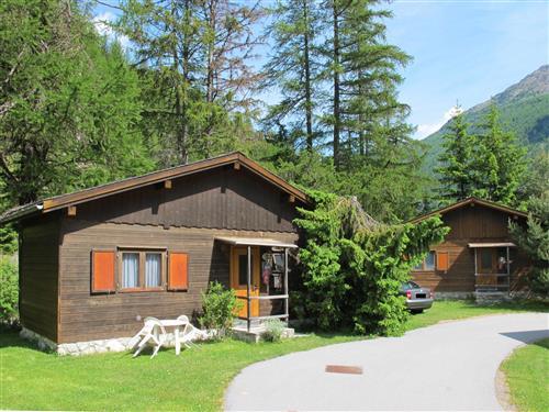 Holiday Home/Apartment - 6 persons -  - Saas-Balen - 3908