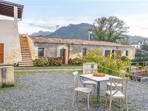 Ferienhaus - 4 Personen -  - Contrada Casale snc - 98046 - Santa Lucia Del Mela