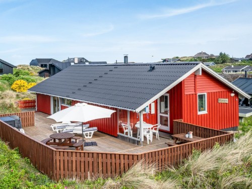 Fritidshus - 6 personer -  - Hjelmevej - 6854 - Henne Strand